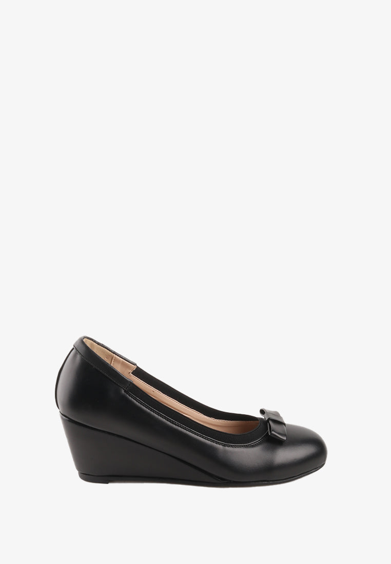 ELEANOR WEDGE BLACK SHOES