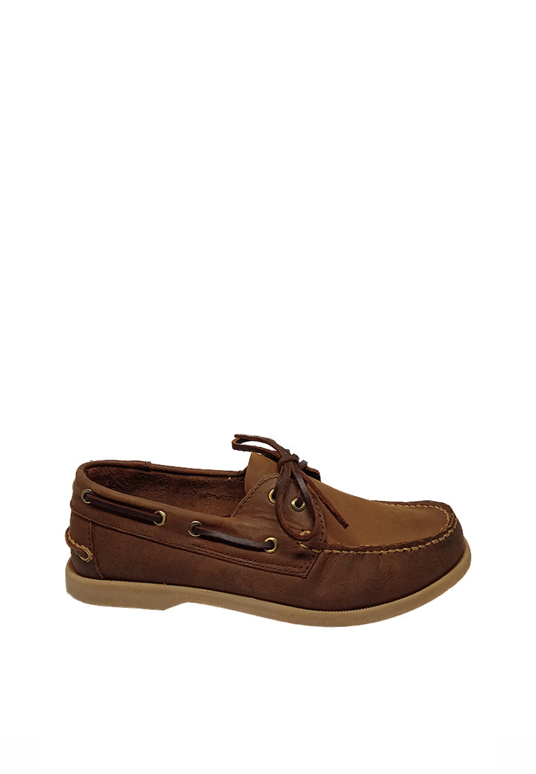 LACE UP BOAT SHOES