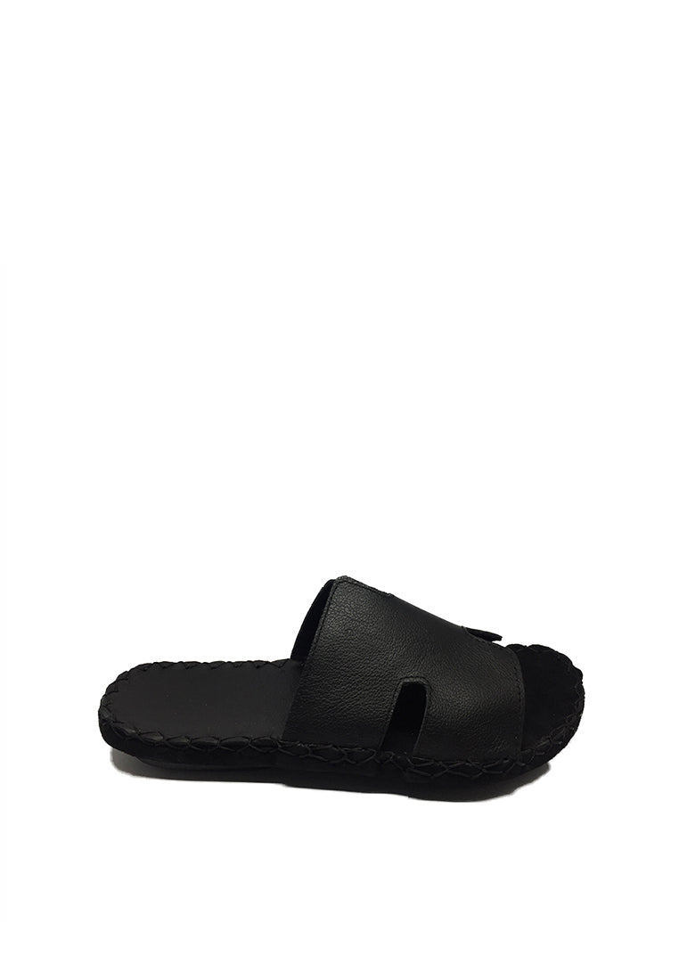 Basic black sandals online