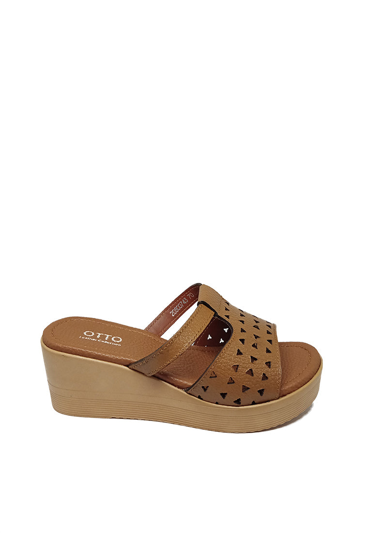 PERFORATED WEDGE SANDALS