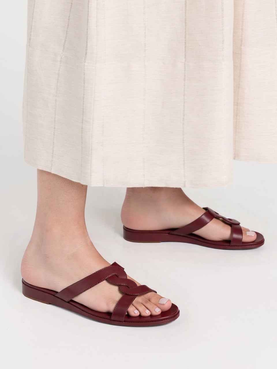 DOROTHY SLIDE SANDALS