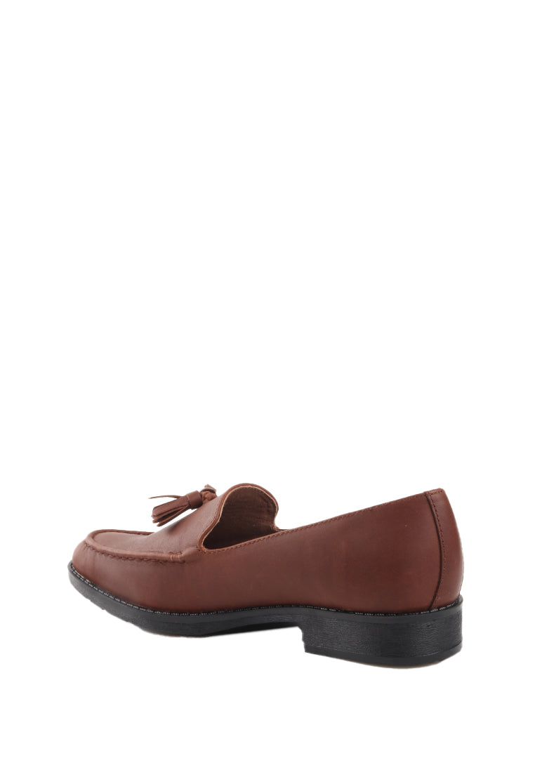 WINCENT GENUINE LEATHER TASSEL LOAFERS