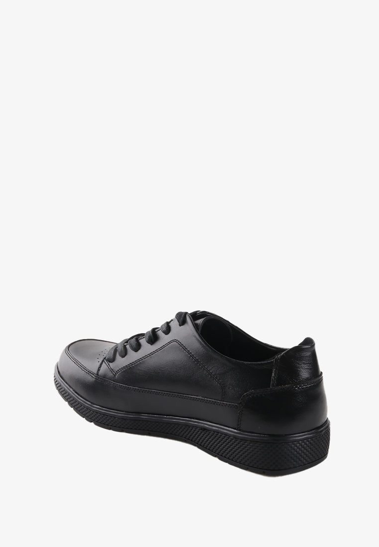 WARREN GENUINE LEATHER BASIC SNEAKERS