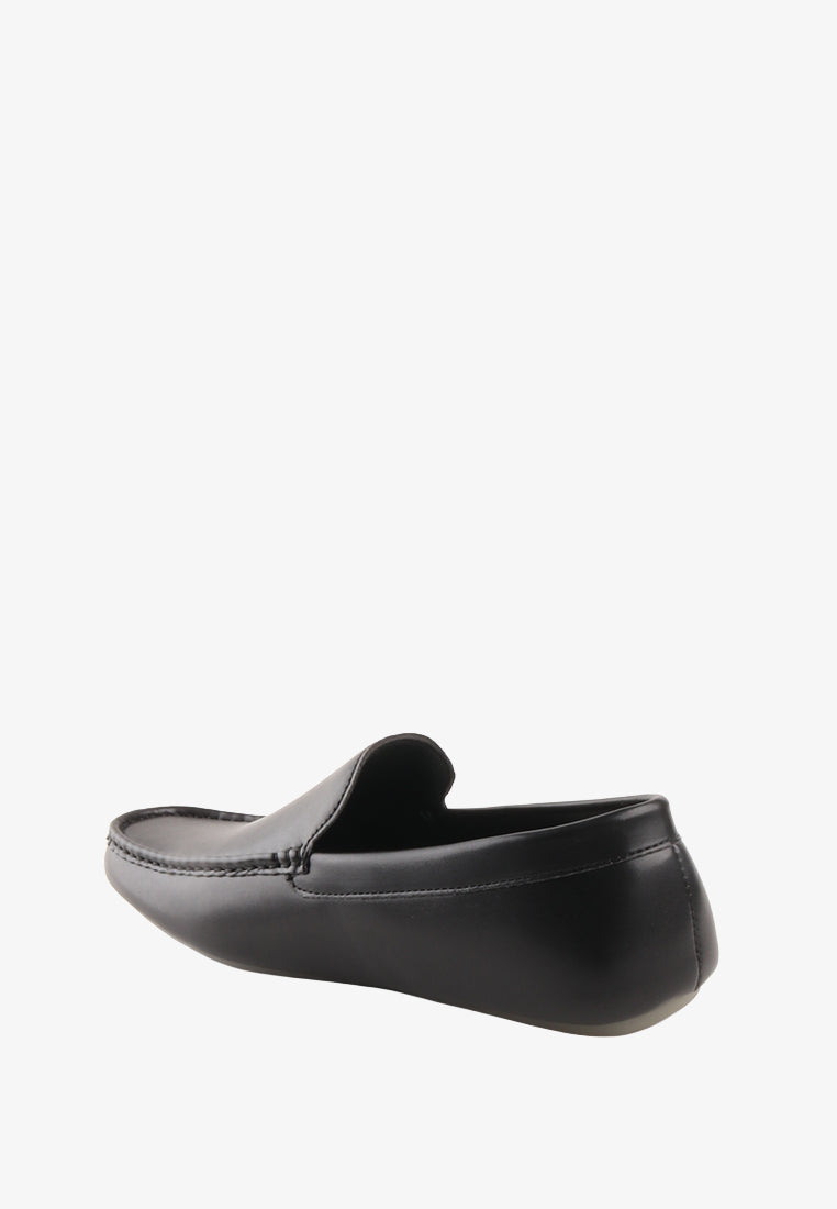 SOFRONIO SLIP ON LOAFERS