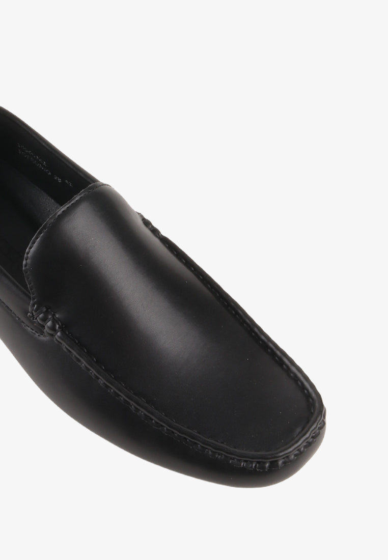 SOFRONIO SLIP ON LOAFERS
