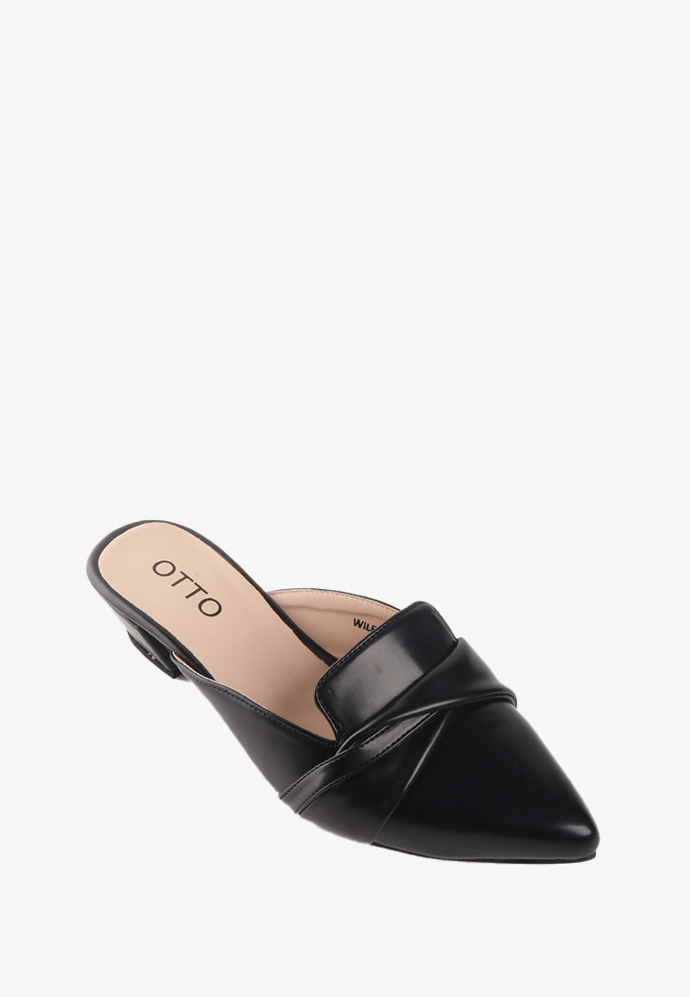 WILENA POINTED TOE PUMPS