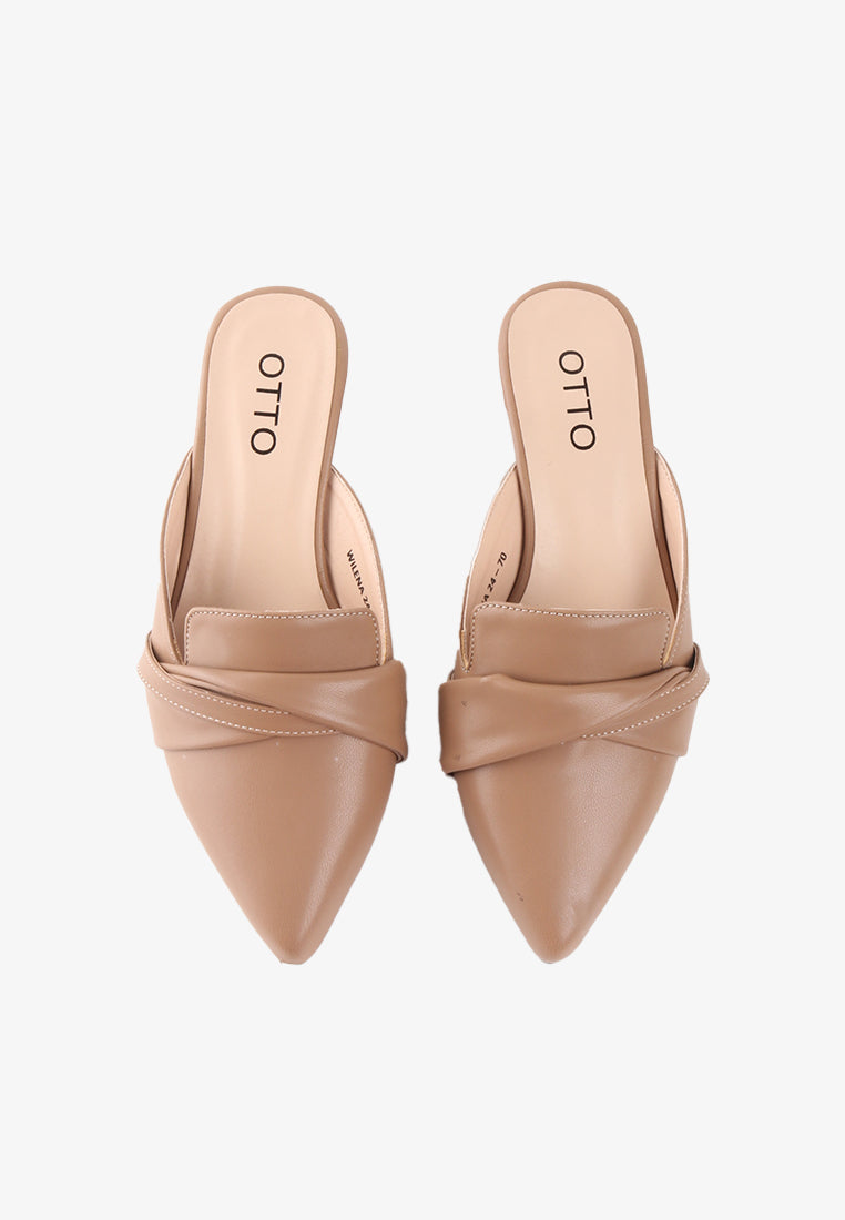 WILENA POINTED TOE PUMPS