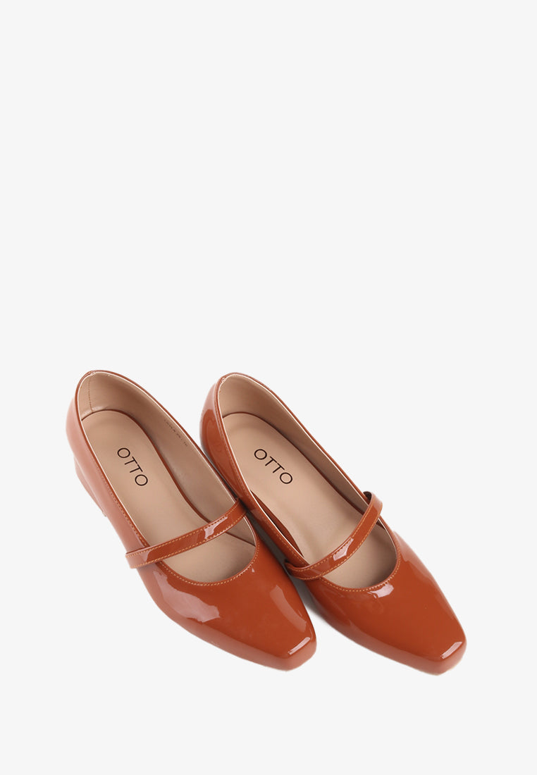 LAYLA PATENT MARY JANE PUMPS