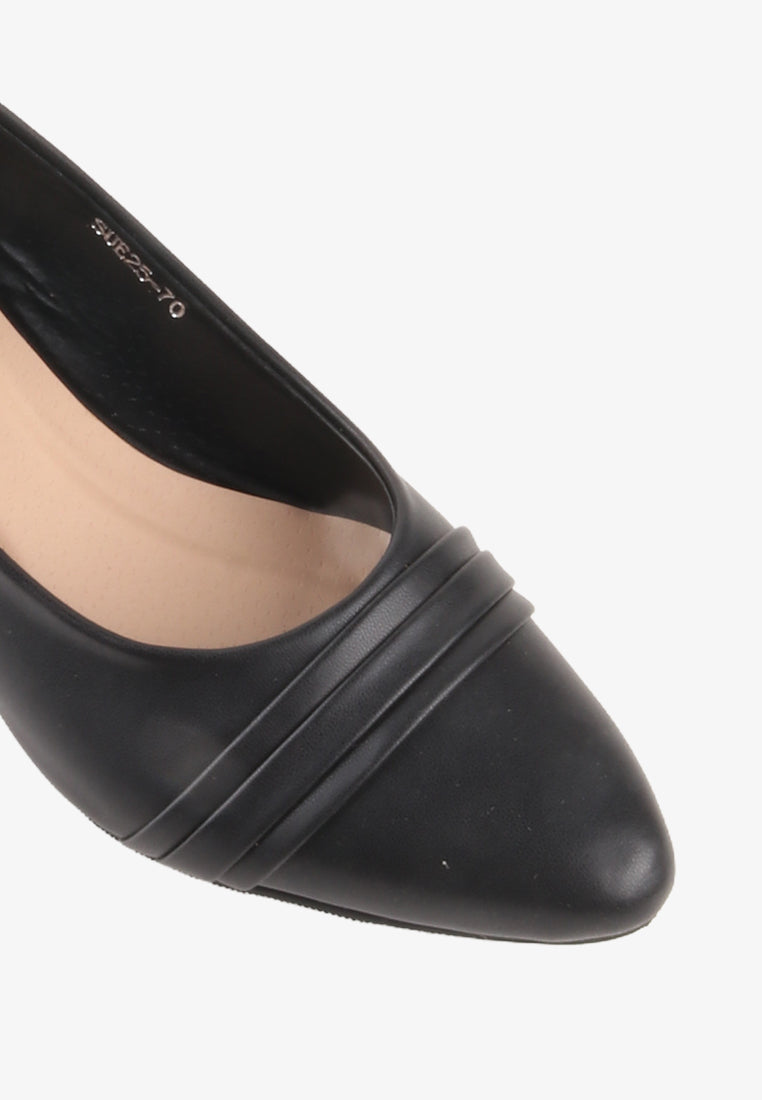 SUE BASIC PUMPS