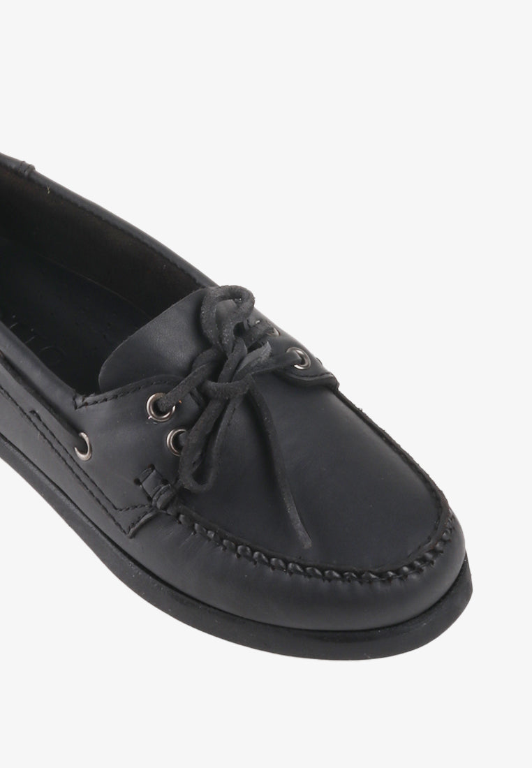 BETINNA GENUINE LEATHER BOAT SHOES