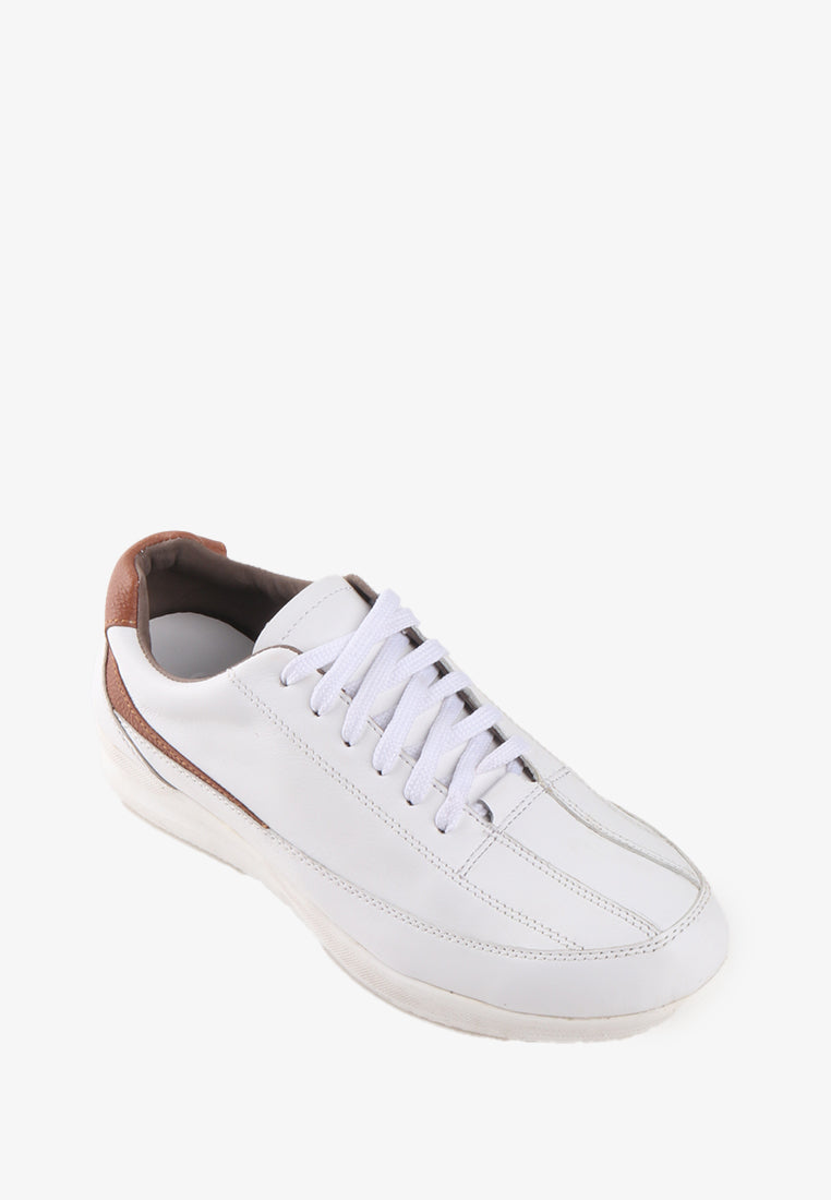 LORNA LOW TOP SNEAKERS