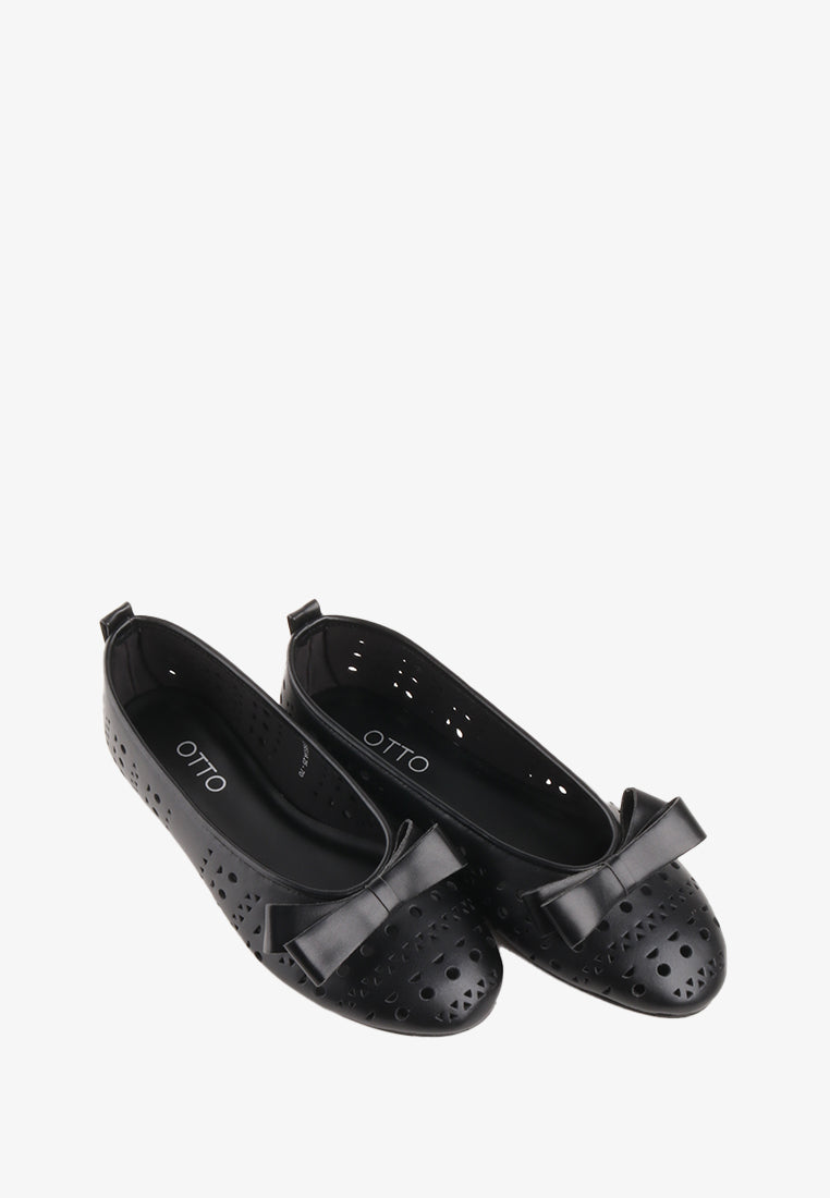 ROSELIA PERFORATED FLATS