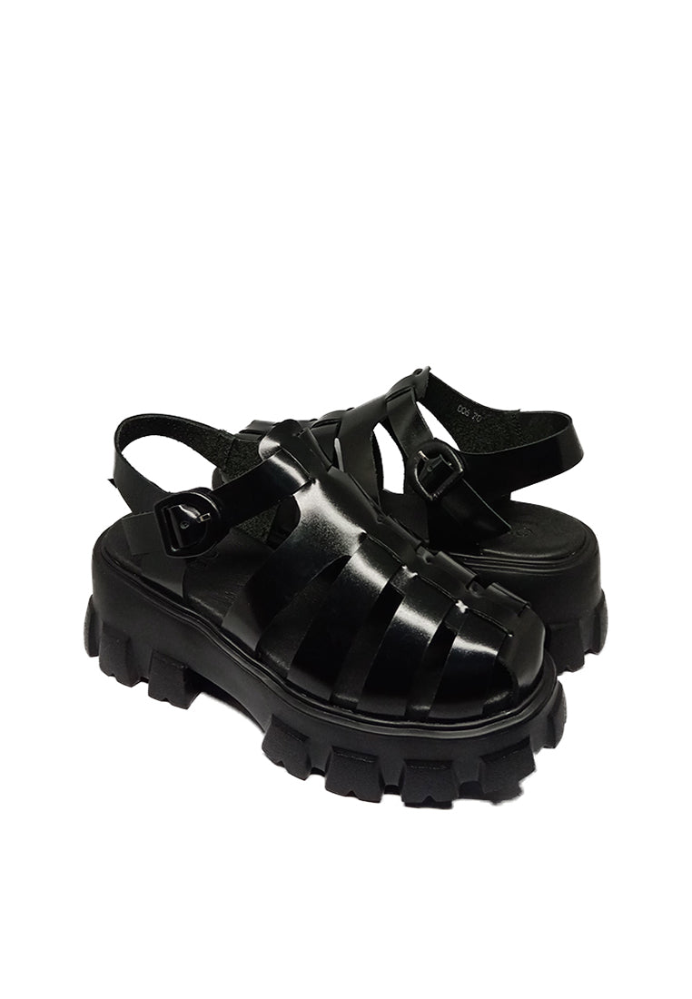 FAME FAUX PATENT CHUNKY STRAPPY SANDALS