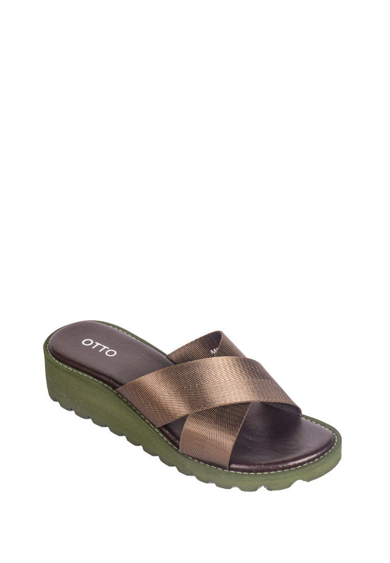 MAGNOLIA CRISS CROSS SANDALS