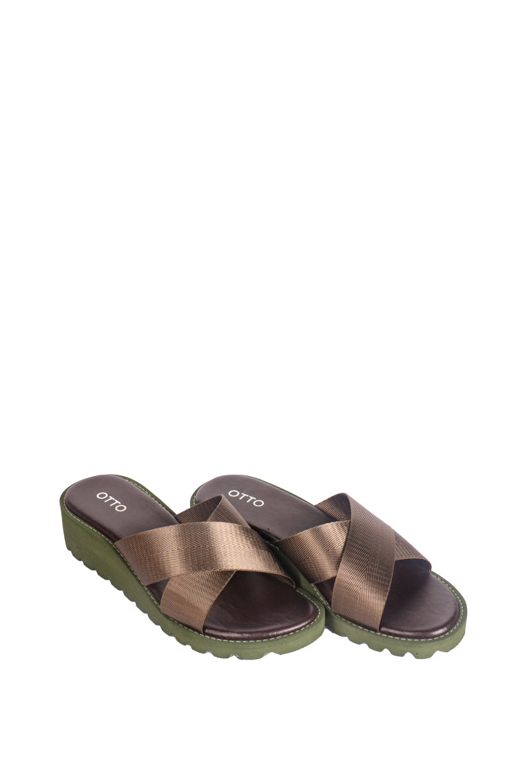 MAGNOLIA CRISS CROSS SANDALS