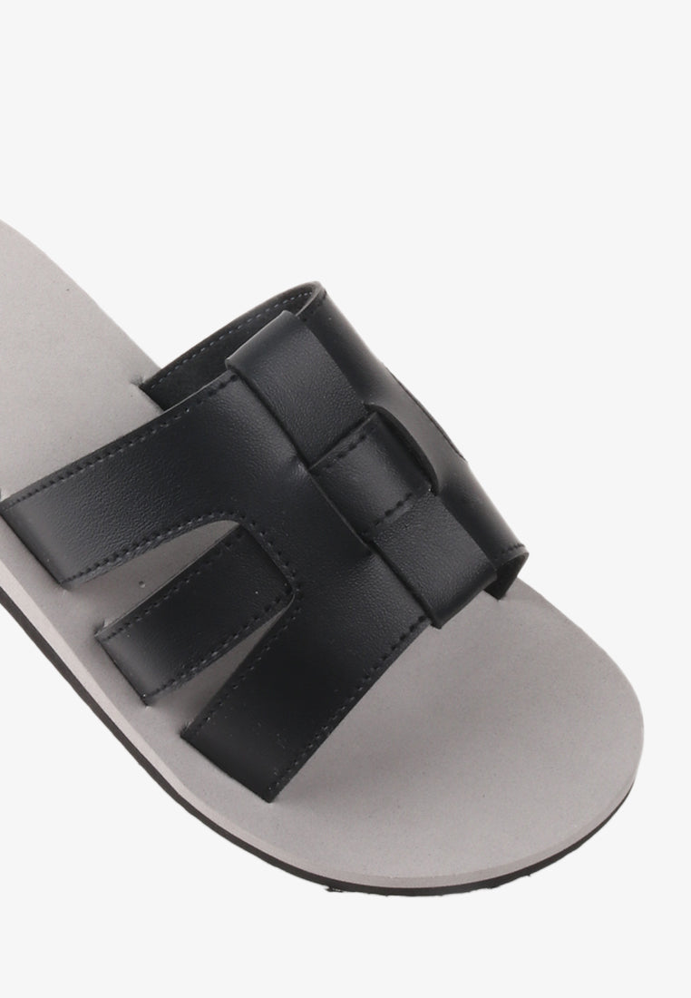 VEENA RUBBER SLIDE SANDALS