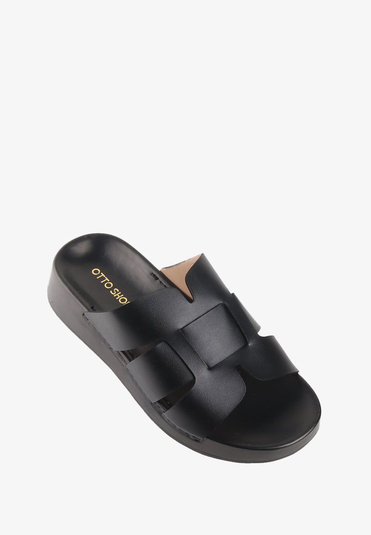 YUKEE SLIDE SANDALS