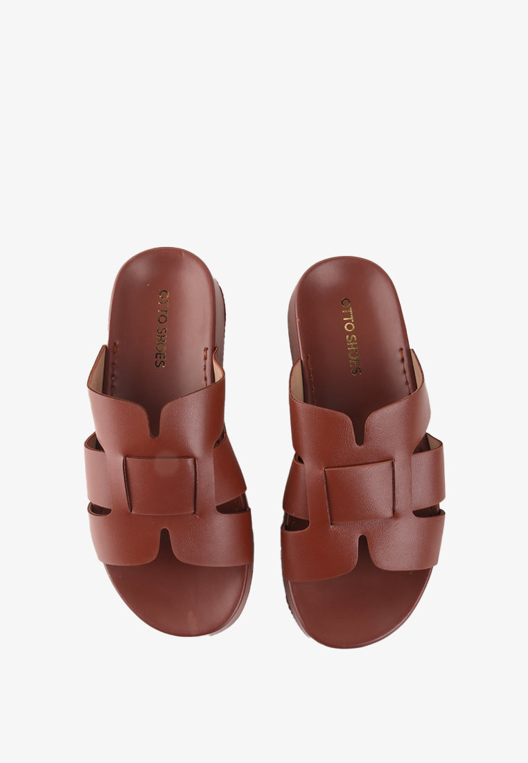 YUKEE SLIDE SANDALS