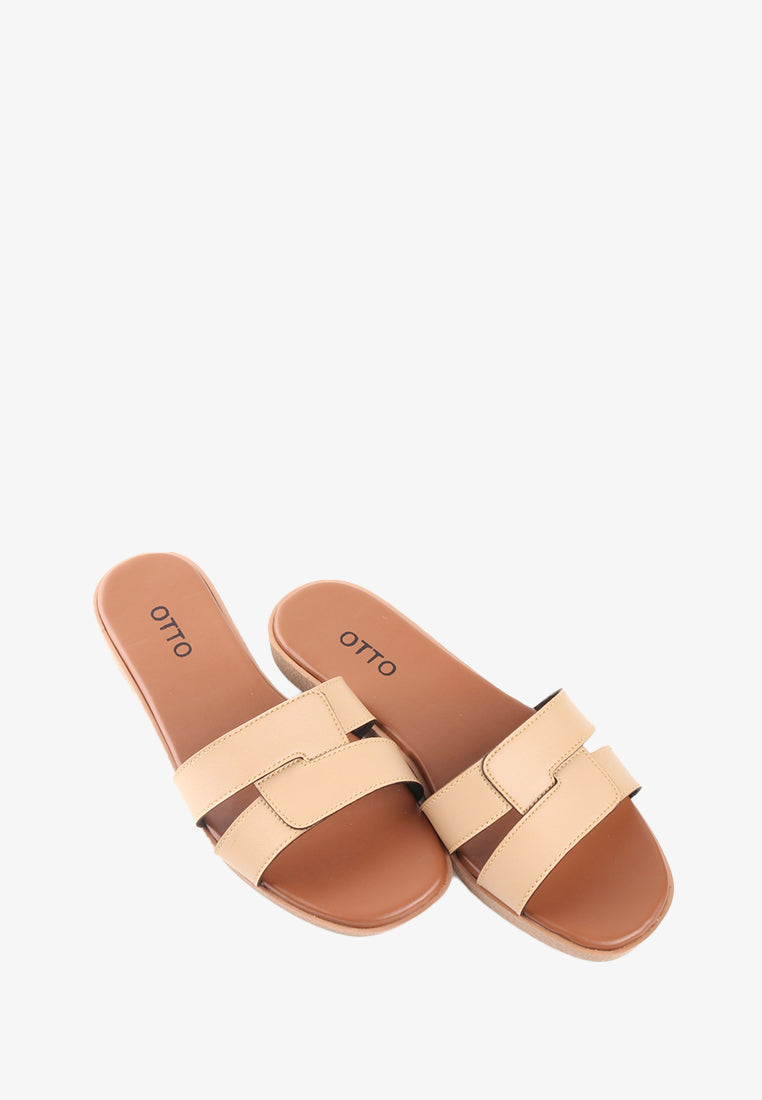 AUDREY FLAT SANDALS