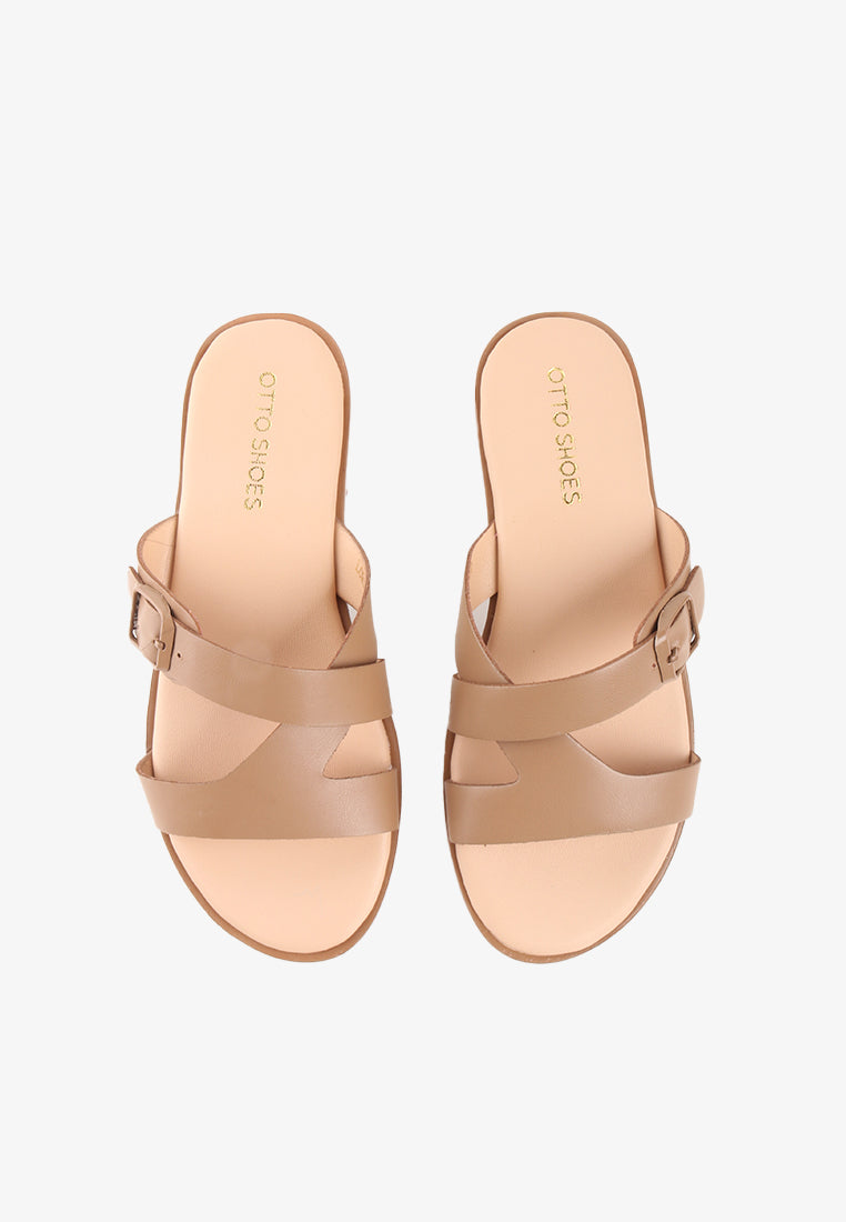 LORIE BUCKLE SANDALS