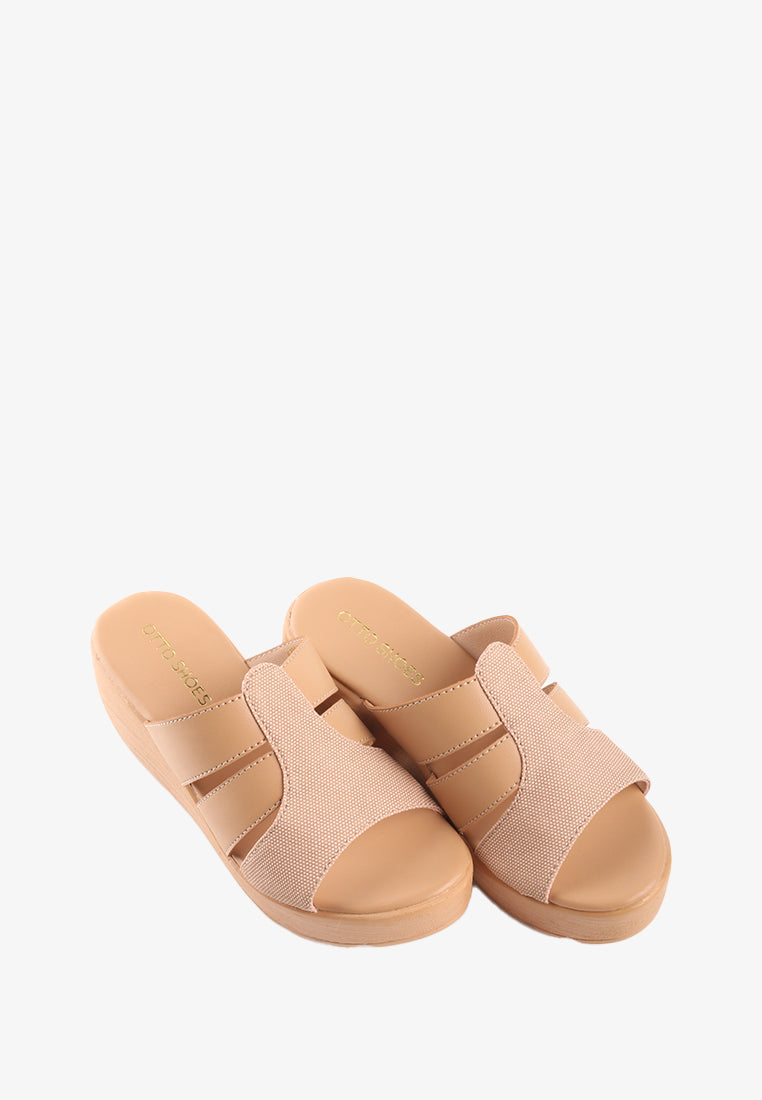 COLLETE MID WEDGE SANDALS