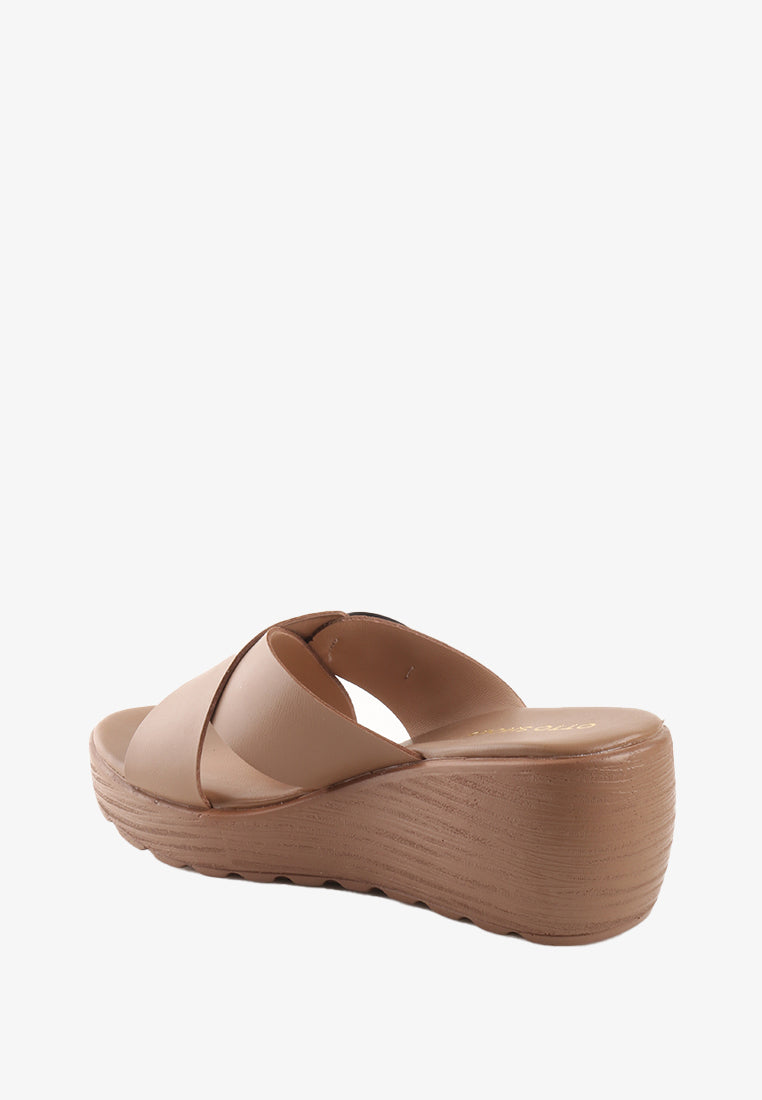 CIARA MID WEDGE CROSS SANDALS
