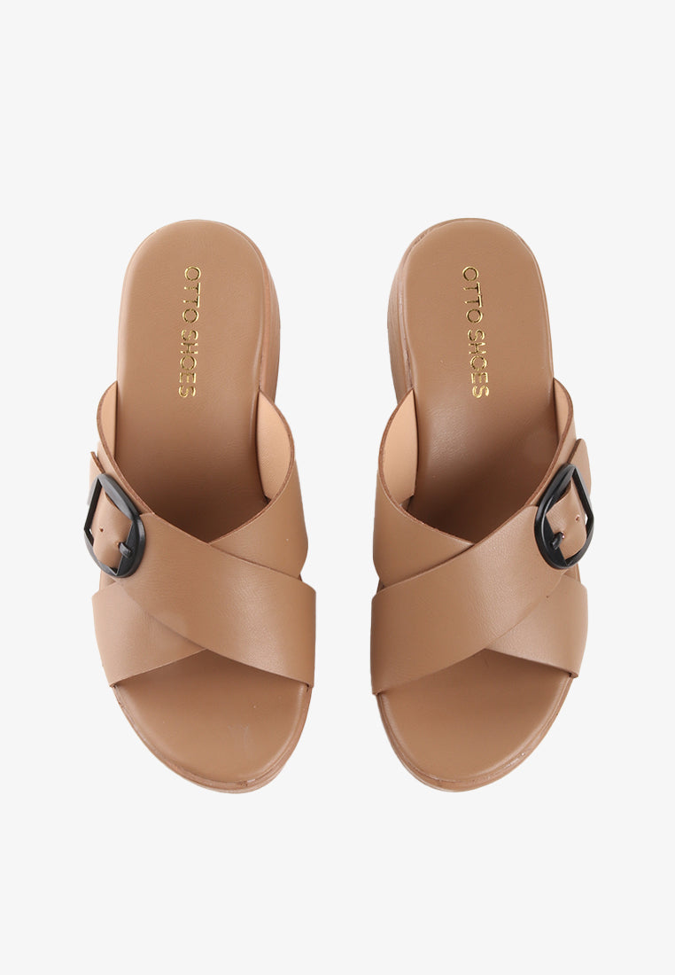 CIARA MID WEDGE CROSS SANDALS