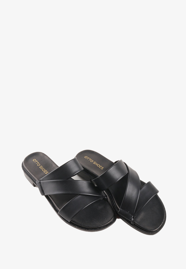 CLARISSE TRI STRAP SANDALS
