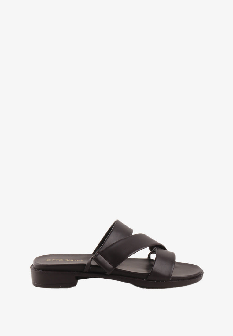 CLARISSE TRI STRAP SANDALS