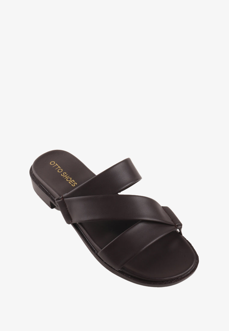 CLARISSE TRI STRAP SANDALS