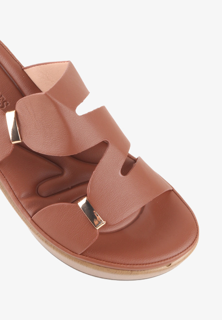 DANA CROSS SLIDE SANDALS