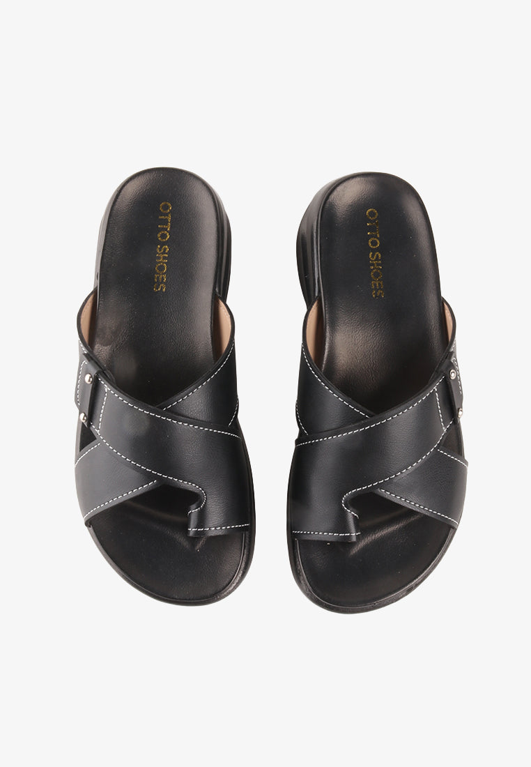 CELESTIA CROSS STRAP TOE RING SANDALS