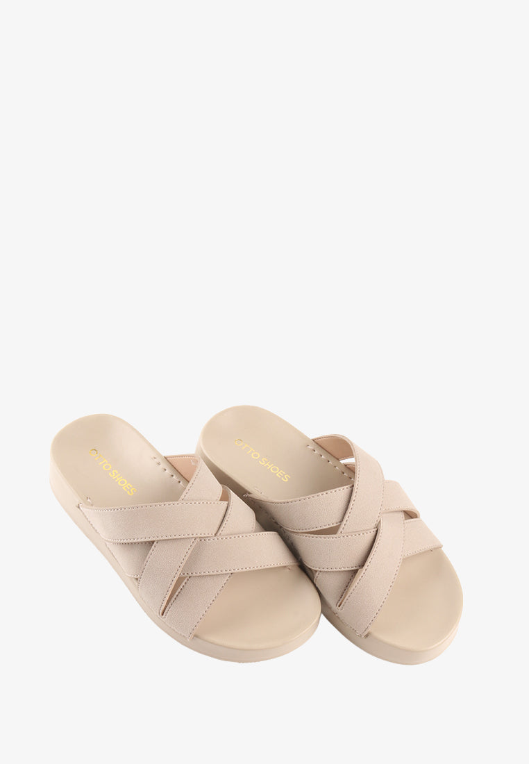 ALLIYAH CRISS CROSS SANDALS