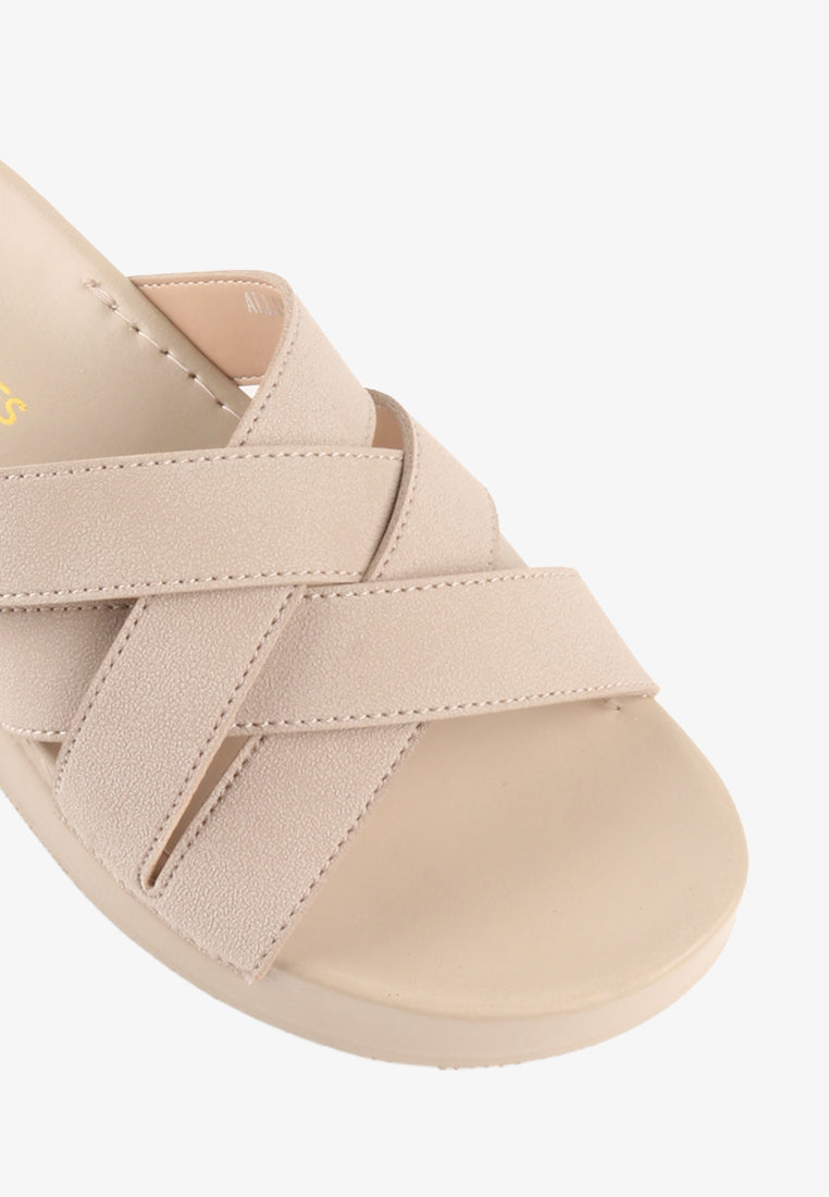 ALLIYAH CRISS CROSS SANDALS