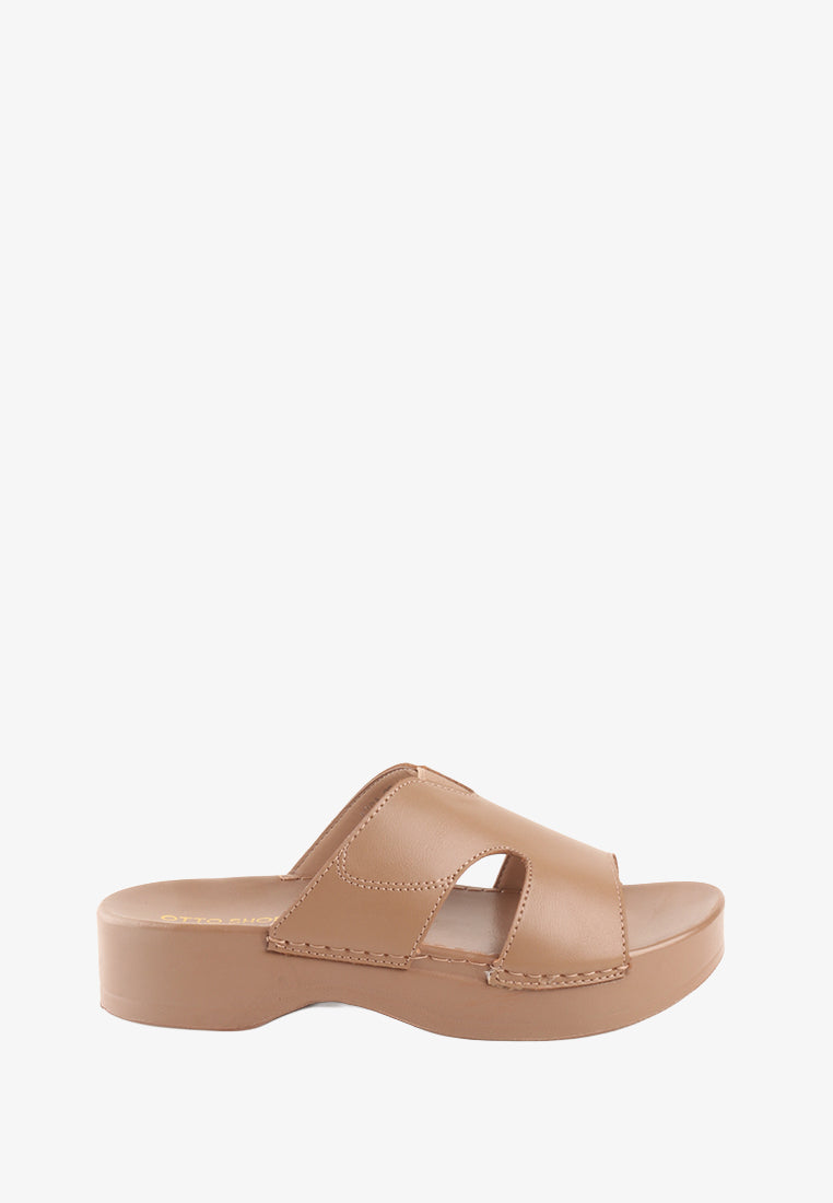 AZRA WIDE STRAP SANDALS