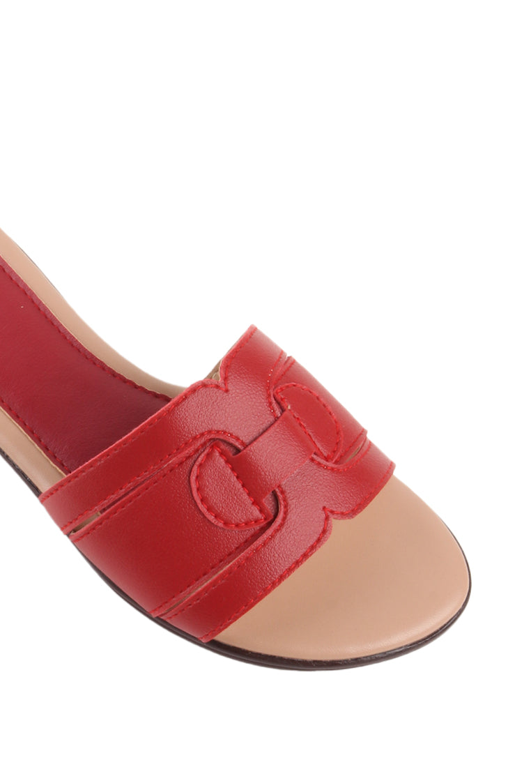 SHUVEE WOMAN SANDALS