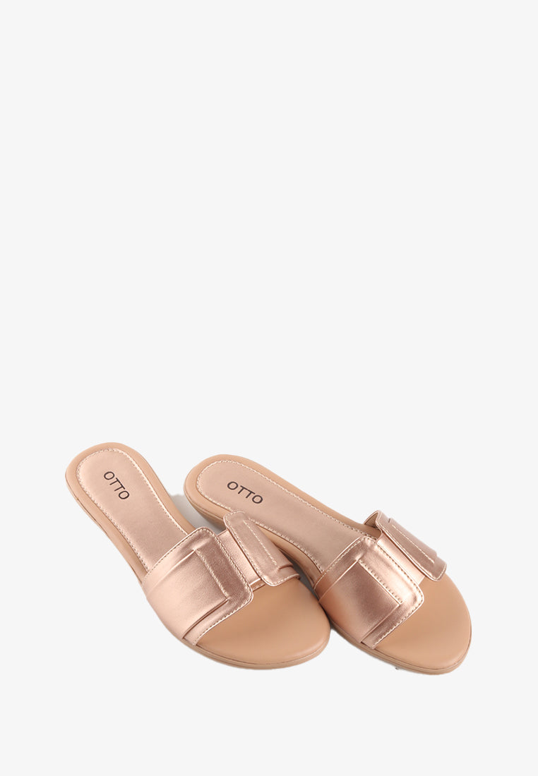 STARLA FLAT SANDALS