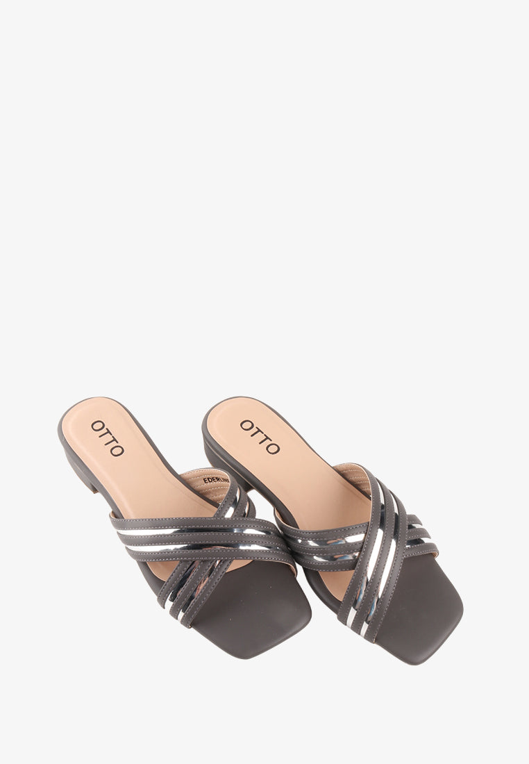 EDERLINE CROSS STRAP METALLIC SANDALS
