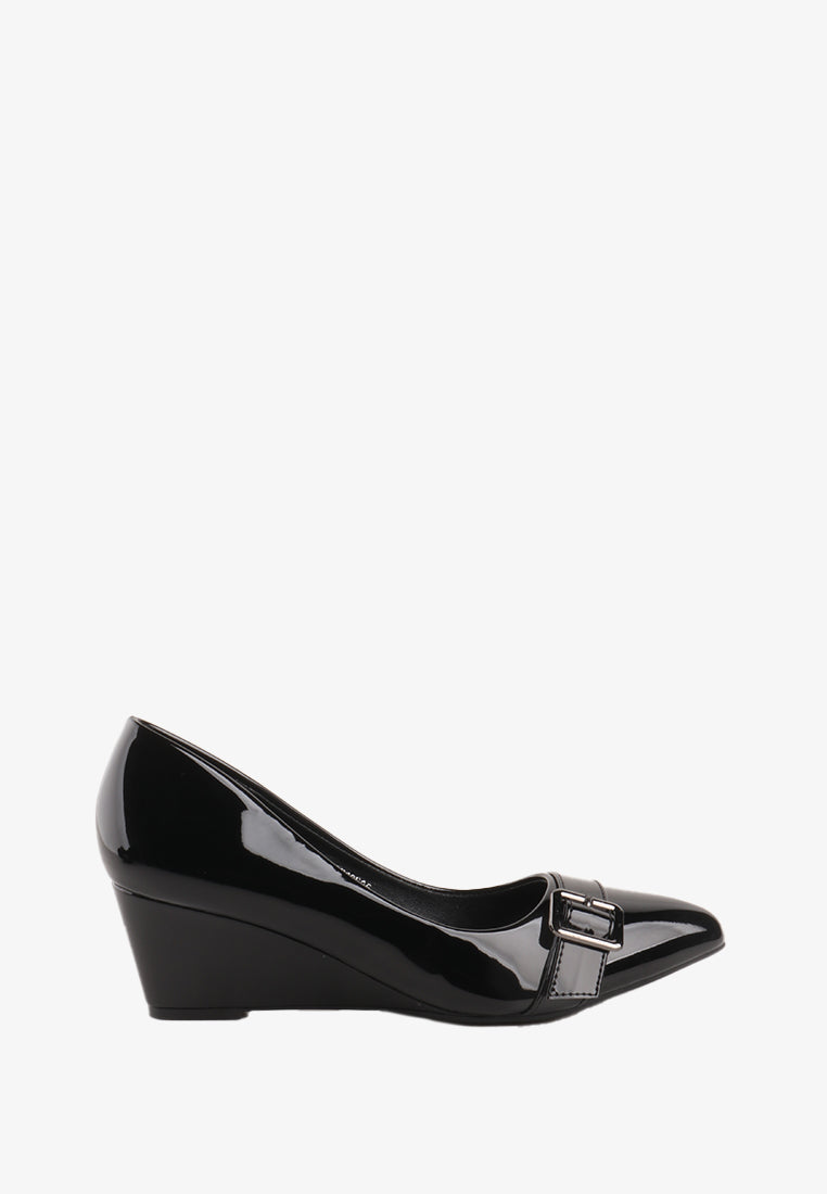 CHARYSSE PATENT PUMPS