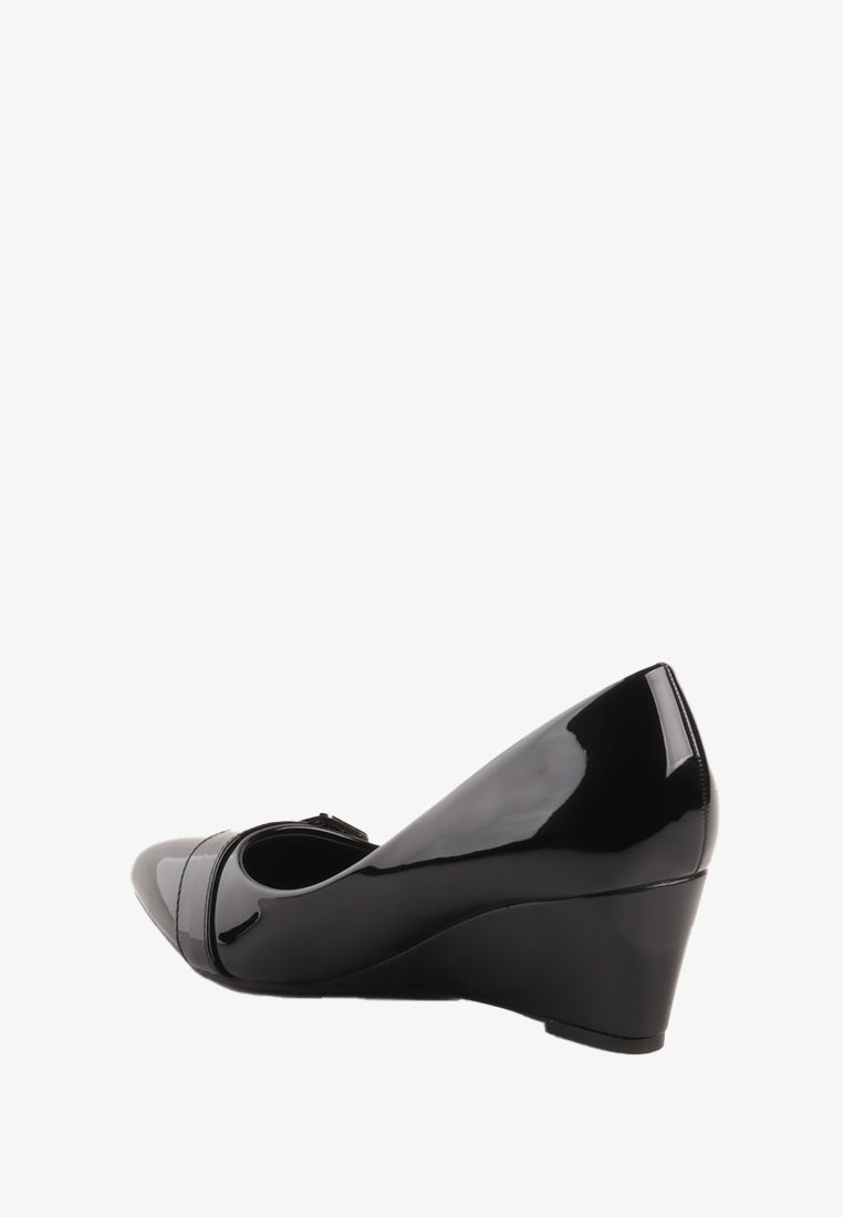 CHARYSSE PATENT PUMPS