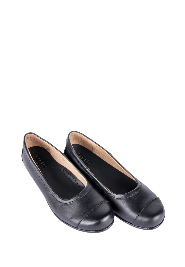 KLIO SLIP ON BLACK SHOES