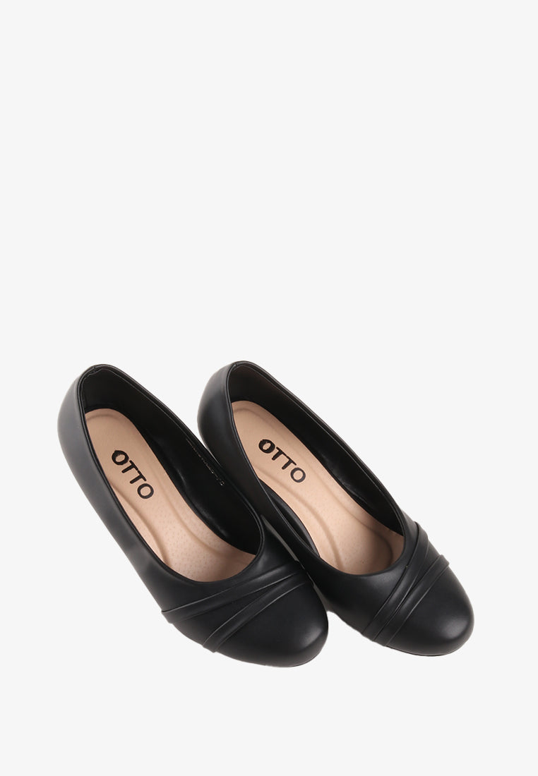 LEANDRA HEELED PUMPS