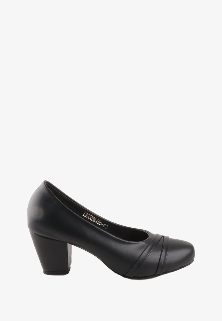 LEANDRA HEELED PUMPS