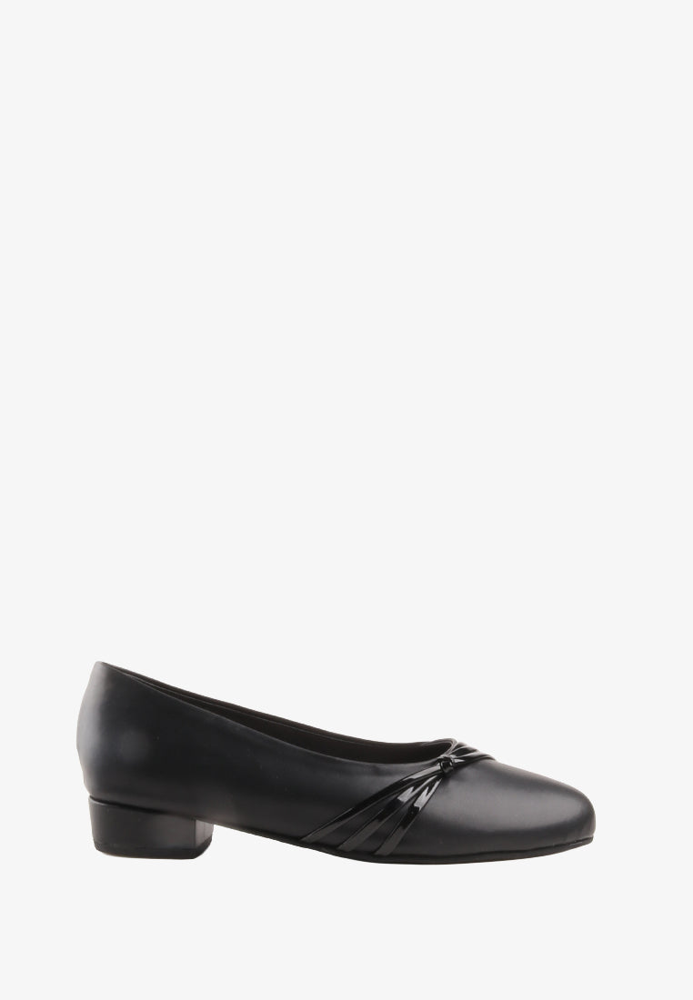 SALOME LOW HEEL BLACK SHOES SALOME LOW HEEL BLACK SHOES