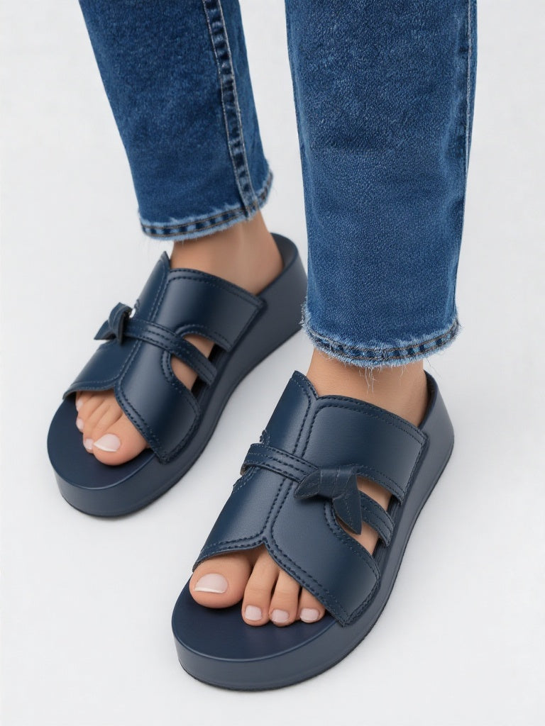 KIM WIDE STRAP SANDALS