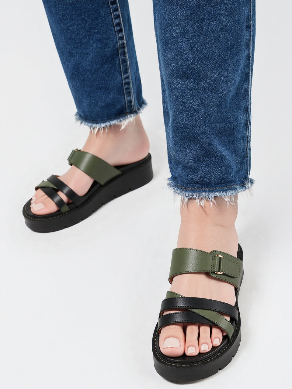 KATERINA CHUNKY SANDALS