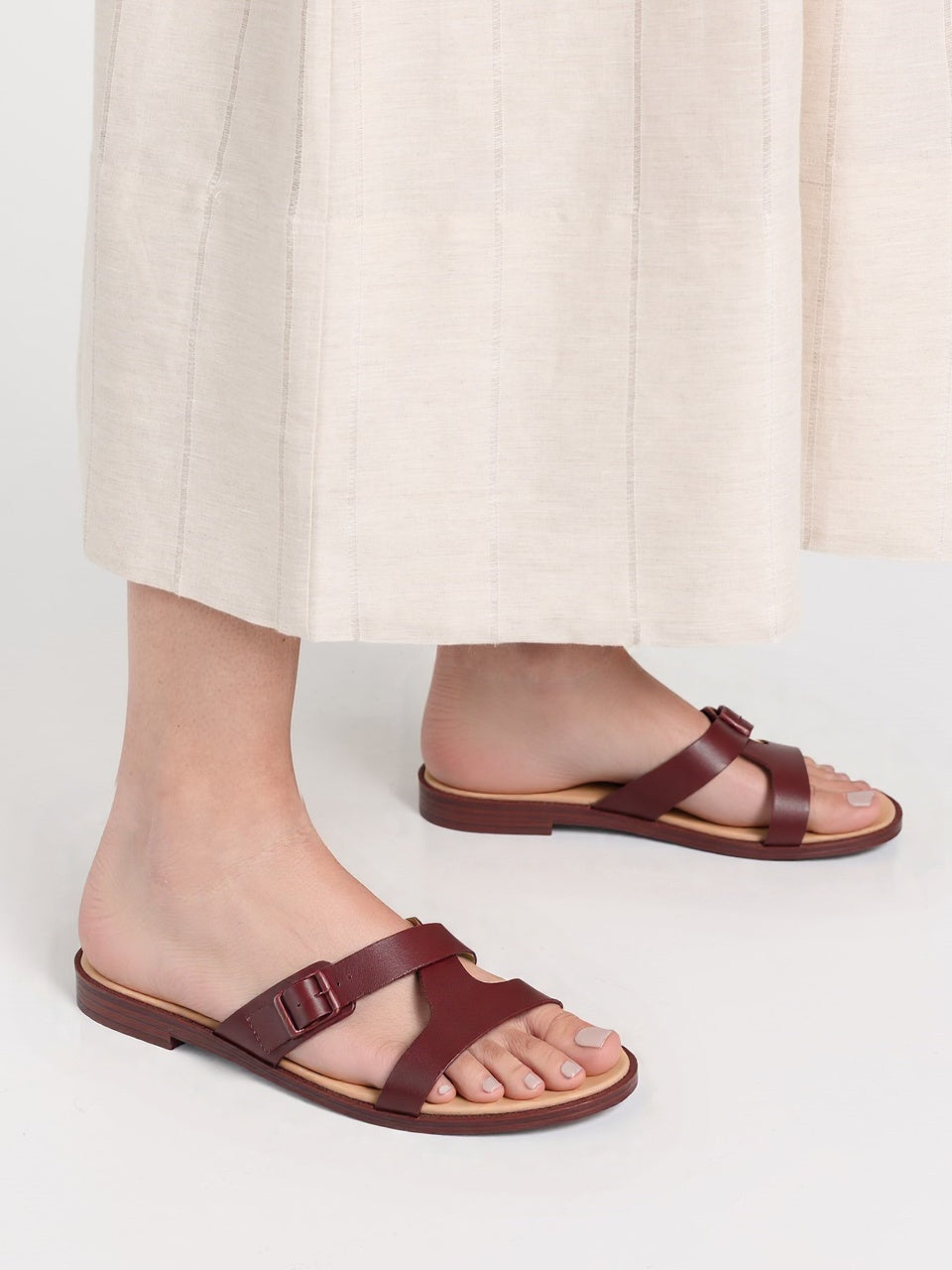 LORIE BUCKLE SANDALS