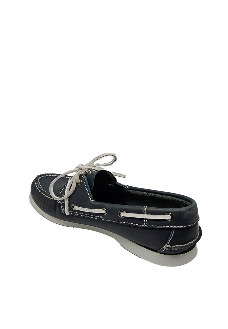 LACE UP BOAT SHOES