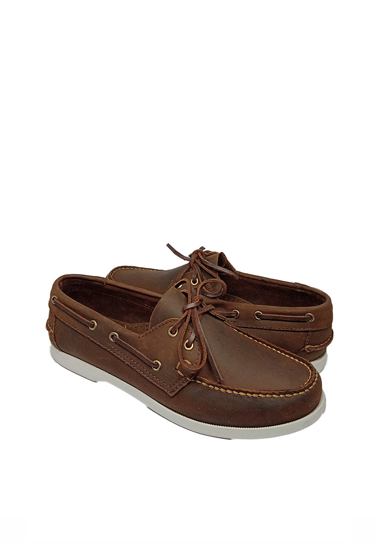 LACE UP BOAT SHOES