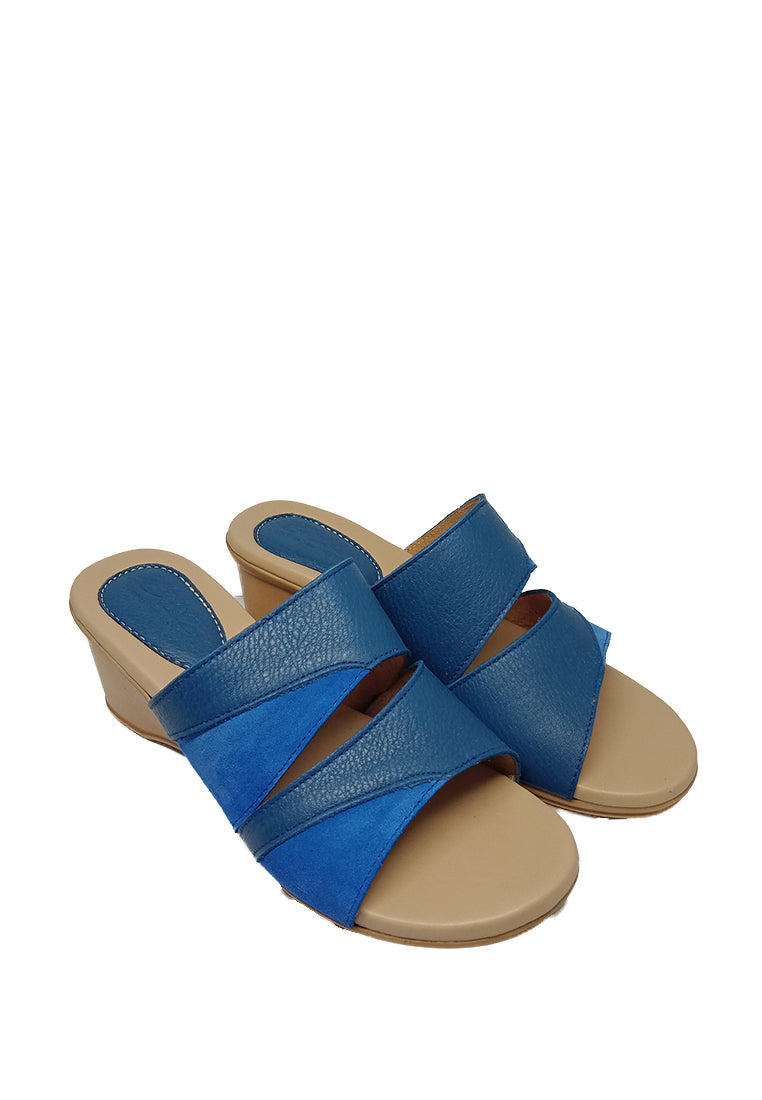 DUO TONE WEDGE SANDALS IN BLUE
